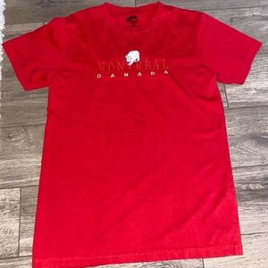 Vintage Montreal Canada graphic tee!